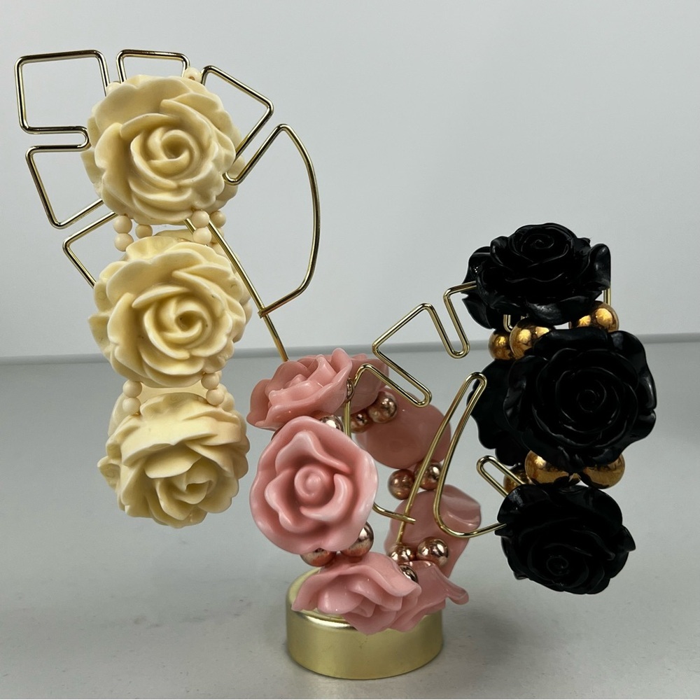 Rose Stretch Bracelets - Picture 2 of 6
